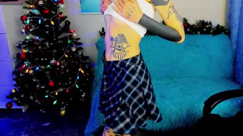 Anita online show from December 25, 2:31 pm