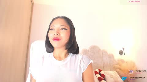 violeth___ online show from December 7, 11:14 am