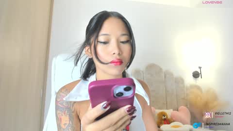 violeth___ online show from January 18, 11:07 am