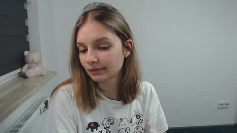 vivien_slender online show from January 11, 1:49 pm