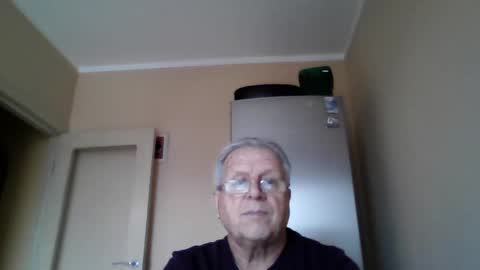 wer_tman157868 online show from December 21, 11:55 am