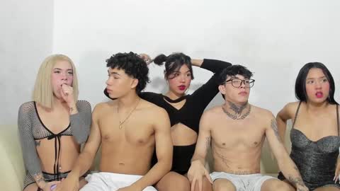 --New girls--SalomeBlonde hair girl--TamyDark hair girl-MajoGirl of tattos--Mathiasglasses boy online show from January 6, 6:53 am