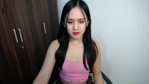 xasian_babygirl online show from November 21, 7:10 pm