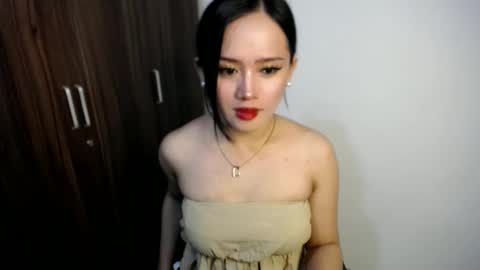 xasian_babygirl online show from January 19, 6:29 pm