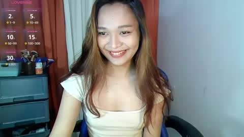 xhotlickerkiarax online show from December 4, 10:32 pm