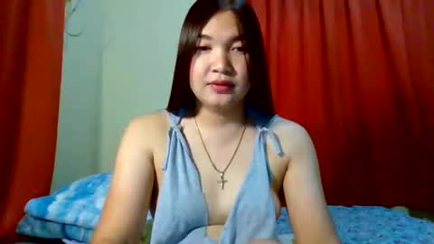 HI IM PAULINE online show from January 5, 2:14 am