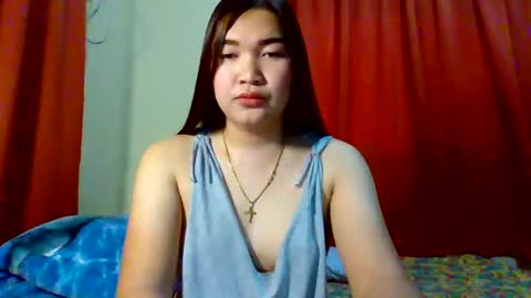 HI IM PAULINE online show from January 31, 1:16 am