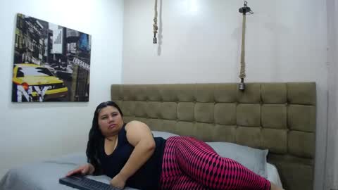 YanisEvans online show from January 17, 4:27 am