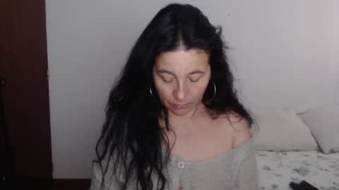 yasmin_love85 online show from November 15, 3:09 pm