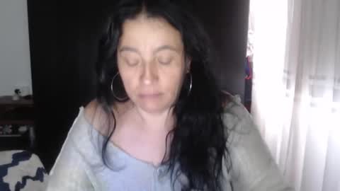 yasmin_love85 online show from December 17, 3:38 pm