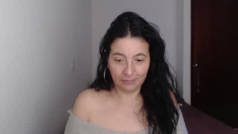 yasmin_love85 online show from November 25, 4:51 pm