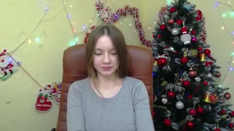 Yasmin online show from January 5, 6:16 pm