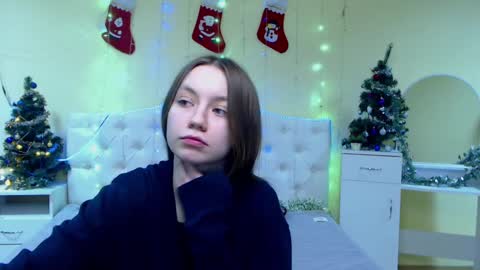 Yasmin online show from January 3, 6:52 pm