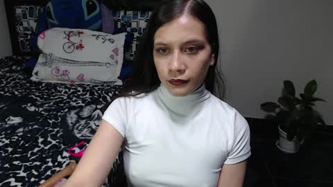 yeliana_will online show from January 13, 2:00 am