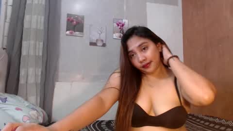 yhang_slut online show from December 14, 3:03 am