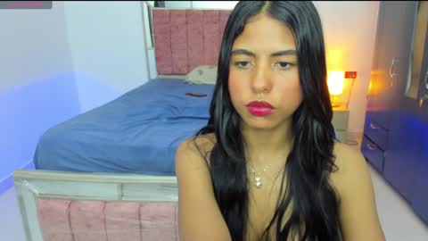 youlyn_777 online show from December 1, 3:13 am