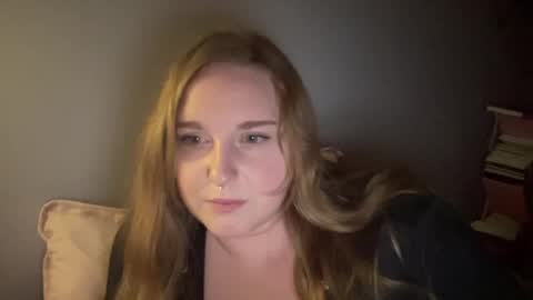 yourthickgingergoddess online show from December 5, 6:47 am