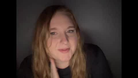 yourthickgingergoddess online show from December 25, 4:22 am