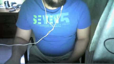 yulius_7 online show from January 17, 11:46 pm