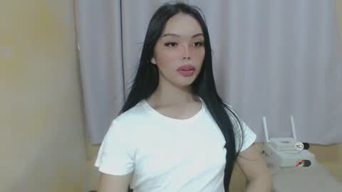 zaima_babe online show from November 30, 8:33 am