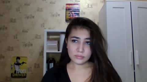 zoe_lightx online show from January 23, 1:24 am