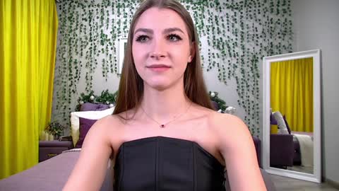 ZoeEvansi online show from January 7, 6:43 pm