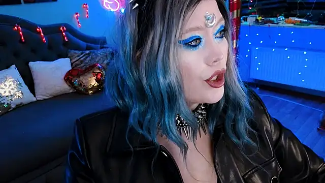 wickedxqueen online show from December 28, 4:29 pm