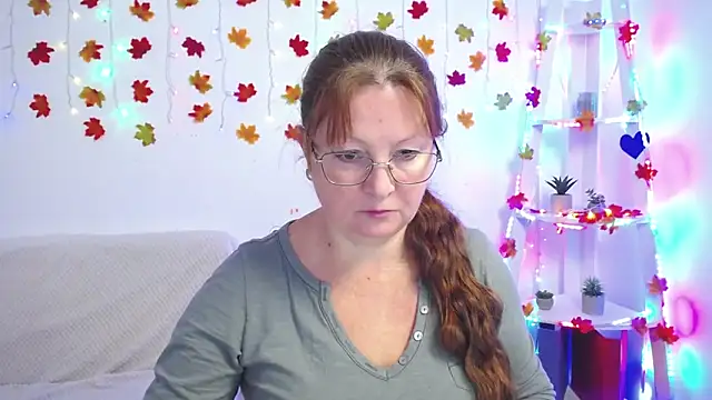 VanessaHotts online show from November 25, 6:27 am