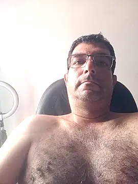 Mineirinho44 online show from December 27, 7:44 pm