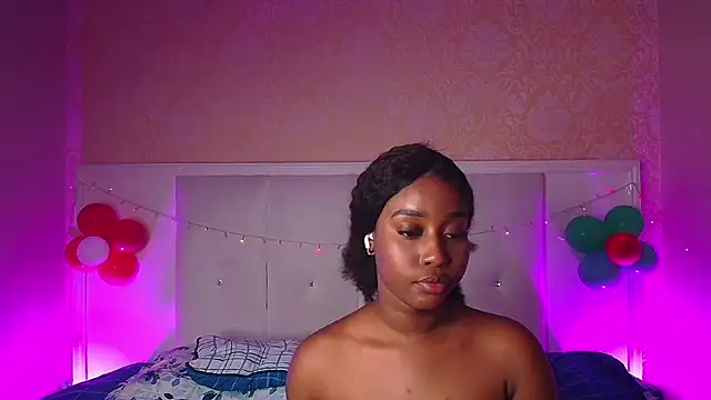 MichaelaCox online show from December 27, 7:11 pm