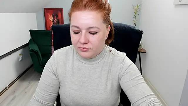 JessicaBluee online show from December 12, 3:35 am