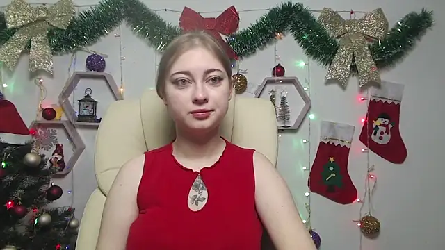 ErikaFanks online show from December 4, 7:21 am