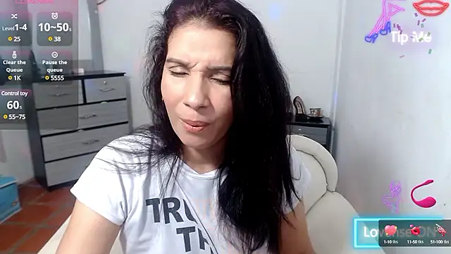 Ainhoa-hot online show from November 22, 3:39 am