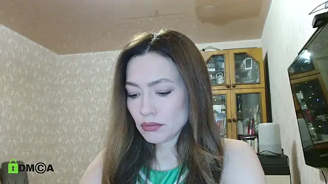 alicia spicy online show from January 6, 4:33 am