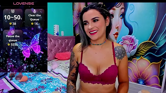 mia bigtits17 online show from November 22, 3:17 am