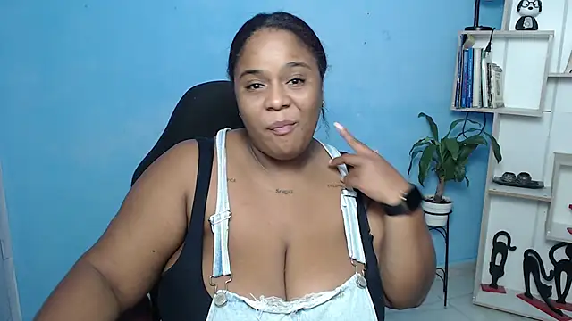 bbw charlote online show from December 17, 12:01 pm