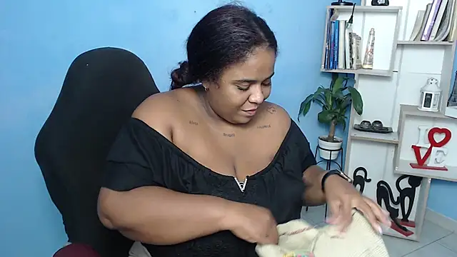 bbw charlote online show from December 12, 12:03 pm