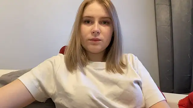 NicoleYoung online show from December 30, 7:32 am