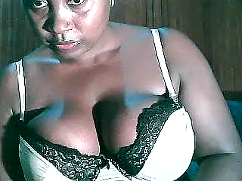 sweetchocolatebabe online show from November 27, 8:34 pm