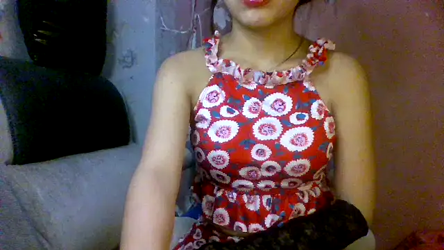 model himanshi online show from December 2, 4:04 pm