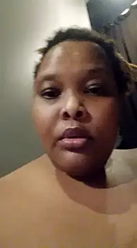 fatafricanqueen online show from November 25, 7:22 pm