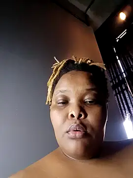 fatafricanqueen online show from December 21, 12:26 pm