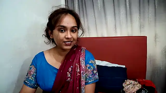 Cute Indian00 online show from January 2, 5:05 am