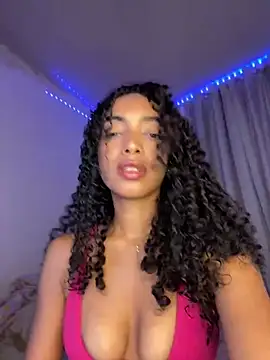 nicoleebony1 online show from December 20, 1:21 am