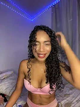 nicoleebony1 online show from December 18, 7:49 pm