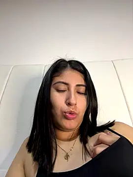 Ashley-Cute19 online show from November 15, 3:39 am