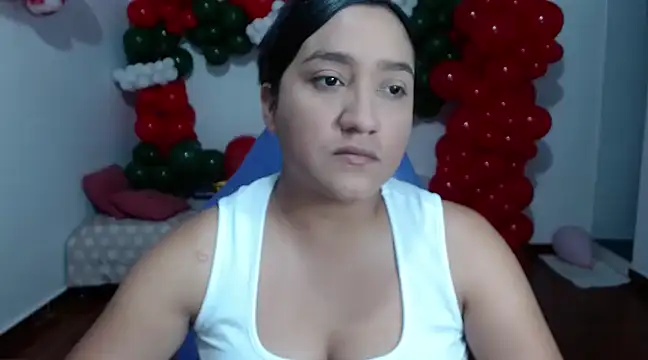 Saracutee1 online show from December 21, 4:12 pm