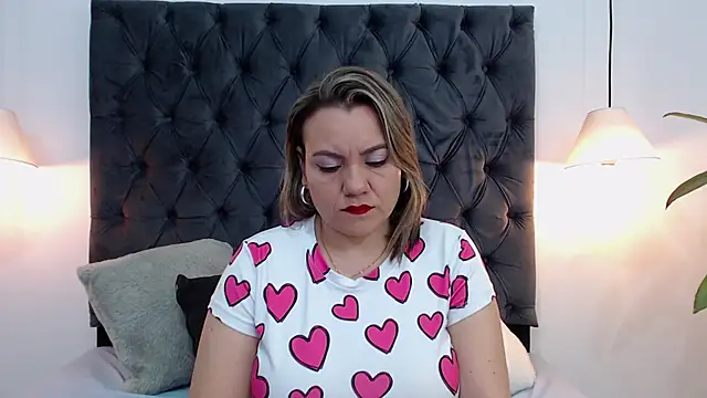 kerly-mature online show from November 20, 11:47 am