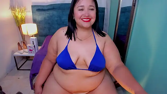 Busty Juicy online show from November 12, 12:39 pm