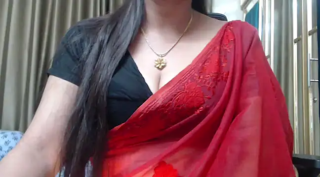 desi-maisa130 online show from December 7, 4:05 pm